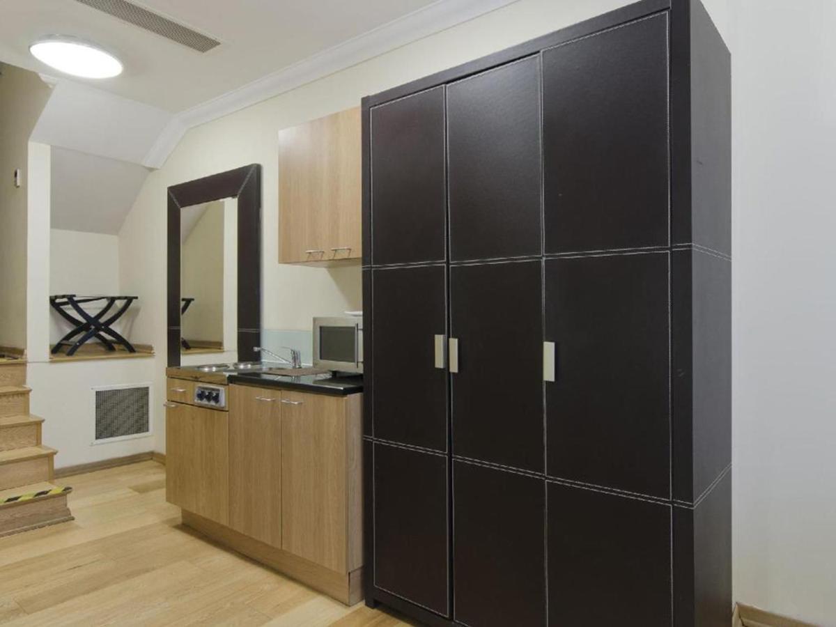 Triple Room,1660284065:JPEG